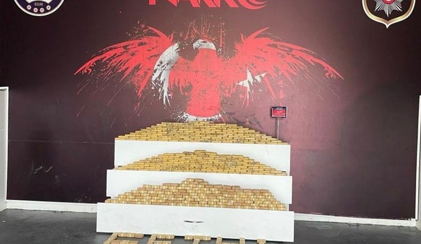 Dorse demirlerinin içinden 107 kilo eroin çıktı