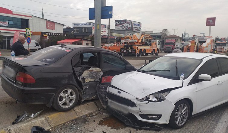 Dörtyol ışıklarında kaza