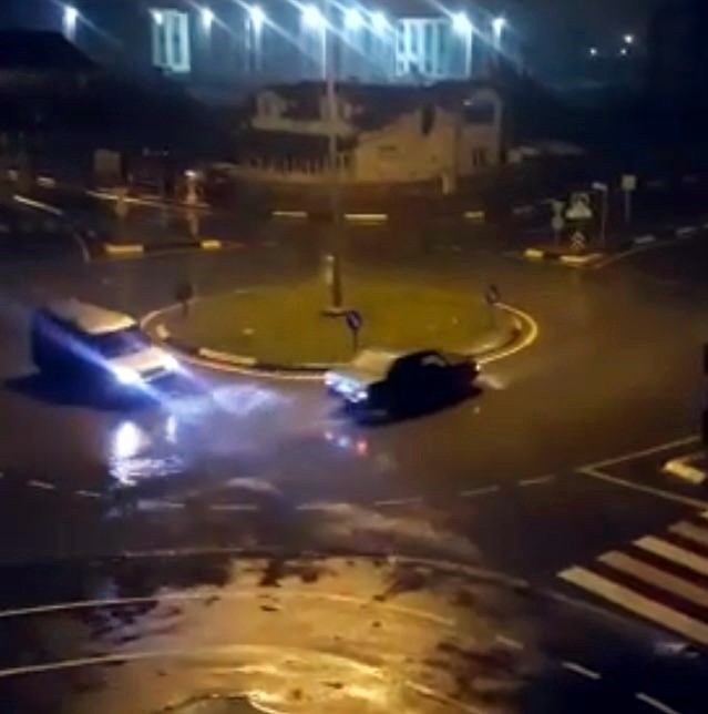 Drift atan magandalar mahalleliyi bıktırdı