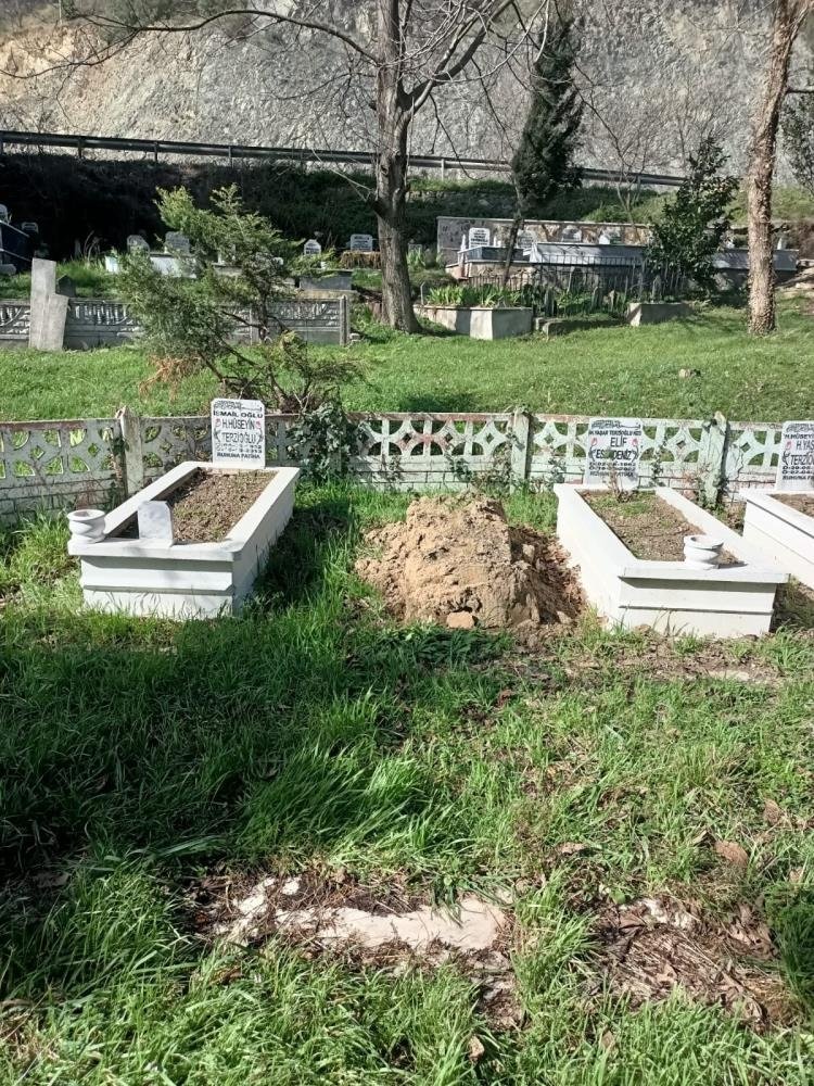 Dua okumak için geldi şok yaşadı