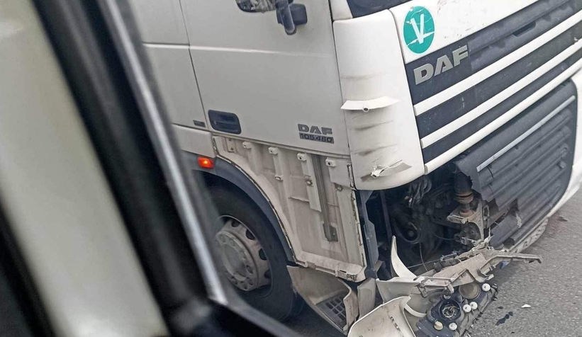 Duble yolda motosiklet ile tır çarpıştı: 1 ölü