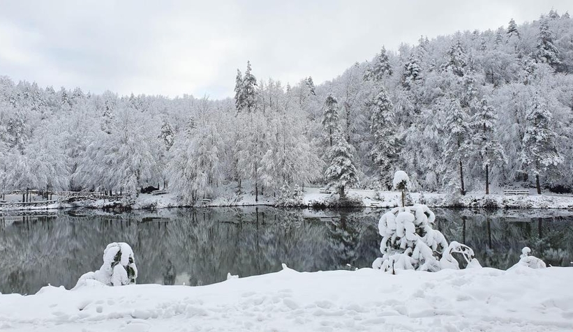 Düzce'de yüksek kesimler beyaza büründü
