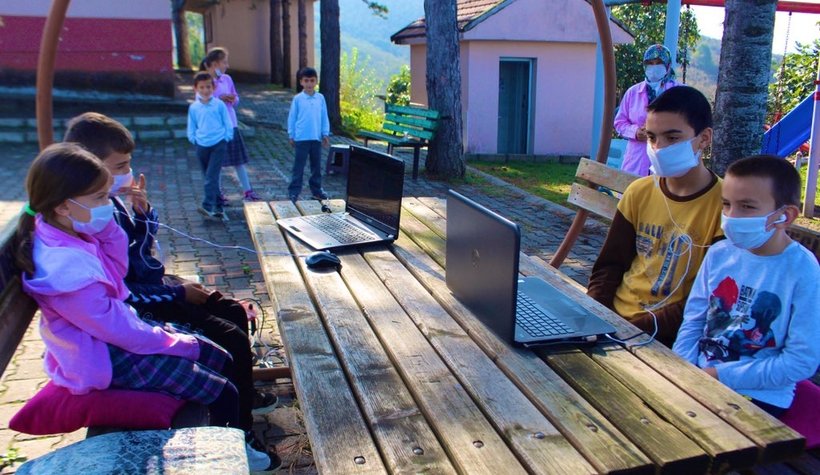 EBA mobil destek aracı Yörükyeri ve Güzlek'e geldi