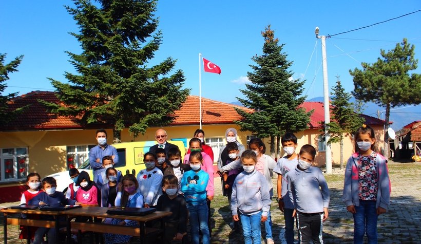 EBA mobil destek aracı Yörükyeri ve Güzlek'e geldi