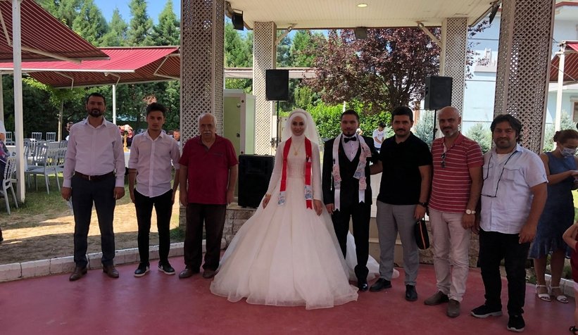 Editörümüz Medine Furuncuoğlu ve Barış Çakır dünya evine girdi