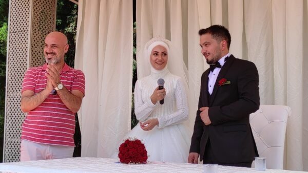 Editörümüz Medine Furuncuoğlu ve Barış Çakır dünya evine girdi