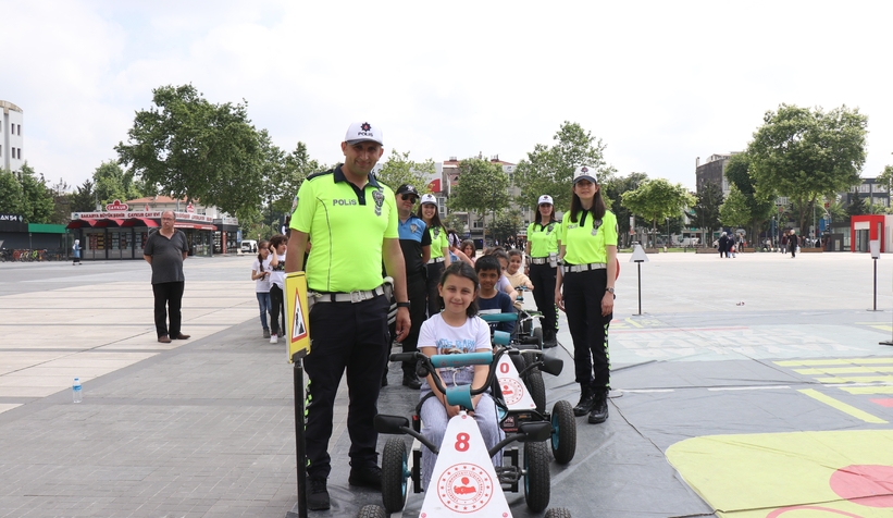 egmnin-mobil-trafik-egitim-tiri-sakaryadanmzqcstkre