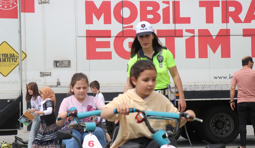 egmnin-mobil-trafik-egitim-tiri-sakaryadanmzqcstkre