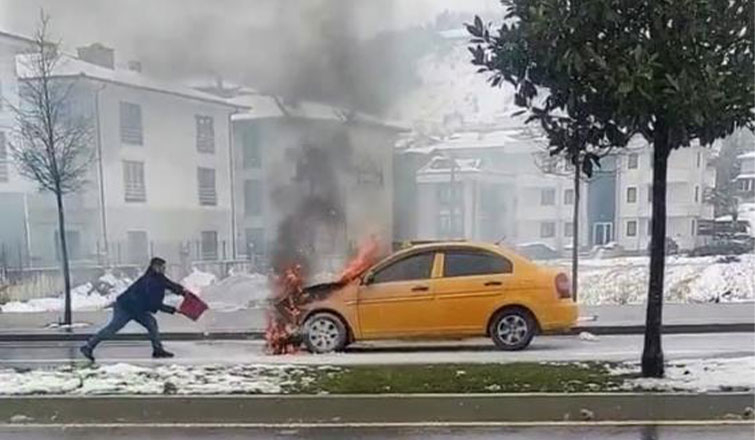 Ekmek teknesi yandı