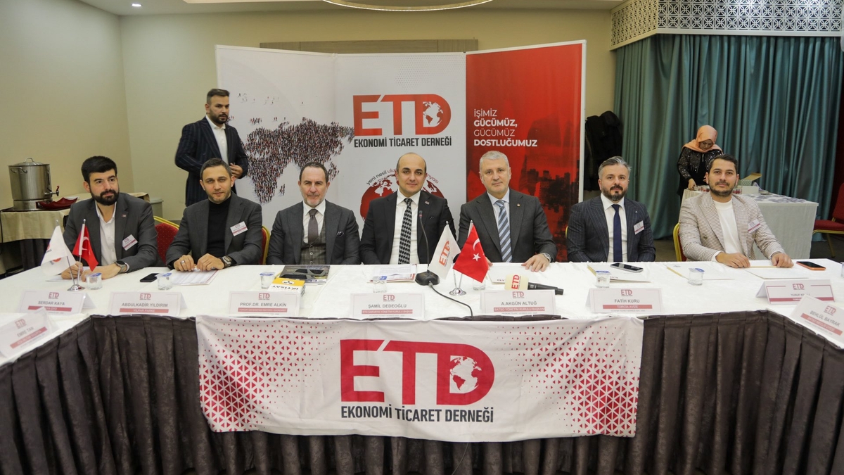 Ekonomide yol haritası Sakarya’da çizildi: Alkin ve Altuğ ETD'nin konuğu oldu
