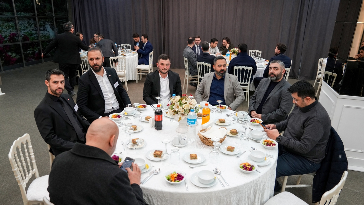 Ekonomide yol haritası Sakarya’da çizildi: Alkin ve Altuğ ETD'nin konuğu oldu