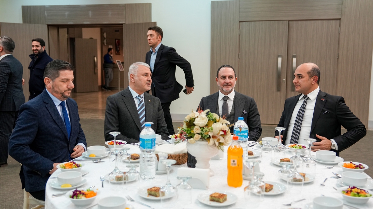 Ekonomide yol haritası Sakarya’da çizildi: Alkin ve Altuğ ETD'nin konuğu oldu