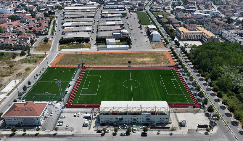 ekrem-karaberberoglu-spor-tesisi-fifa-onayi-aldis0fnwmhwne