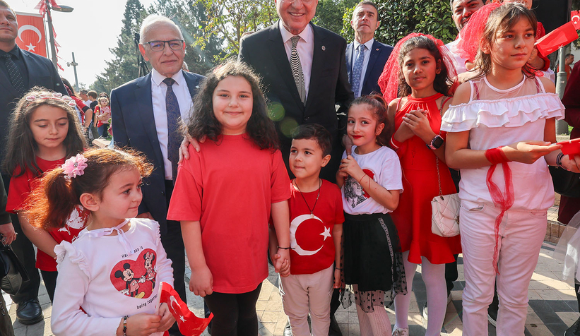 Ekrem Yüce 100. yıl coşkusuna ortak oldu