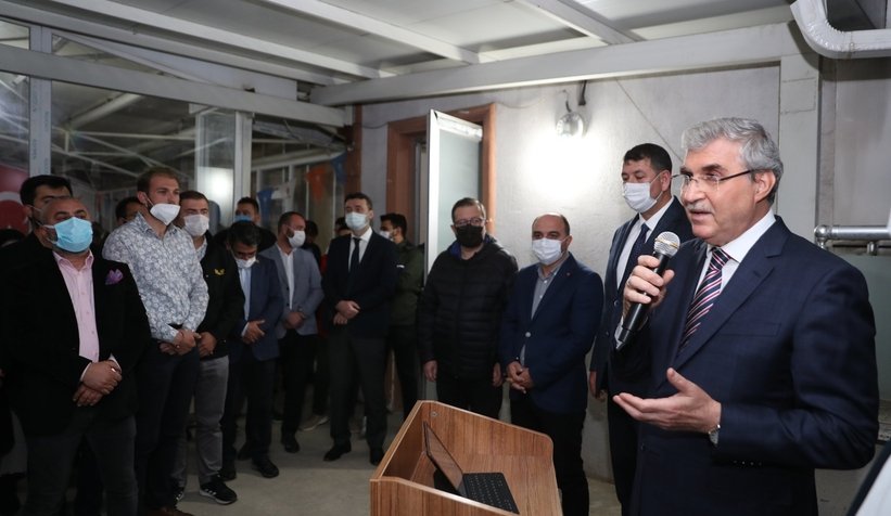 Ekrem Yüce, AK Parti Erenler Gençlik Merkezi açılışını yaptı