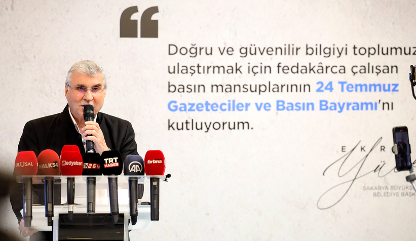 Ekrem Yüce Basın Bayramı’nda gazetecilerle buluştu