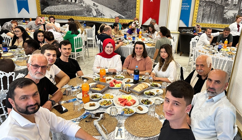 Ekrem Yüce Basın Bayramı’nda gazetecilerle buluştu