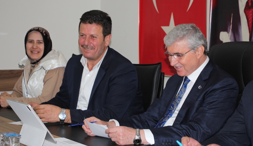 Ekrem Yüce'den AK Parti ve MHP Akyazı İlçe Başkanlıklarını ziyaret