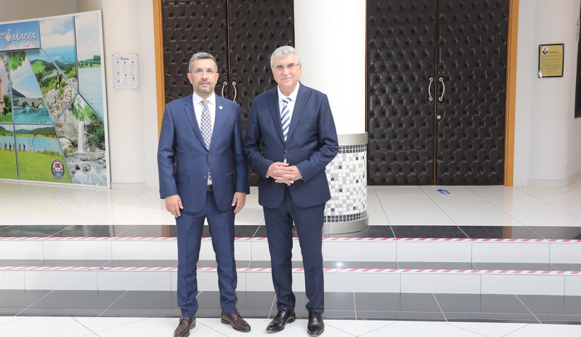 Ekrem Yüce'den SATSO Meclis Başkanı Ercan'a ziyaret