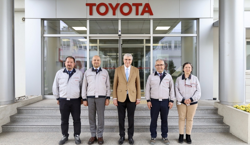 ekrem-yuce-den-toyota-ya-veda-ziyaretiswwroxa4zk