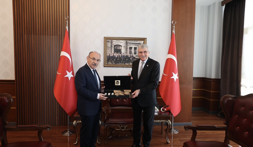 ekrem-yuce-den-vali-karadeniz-e-ziyarettjv6ag11dh