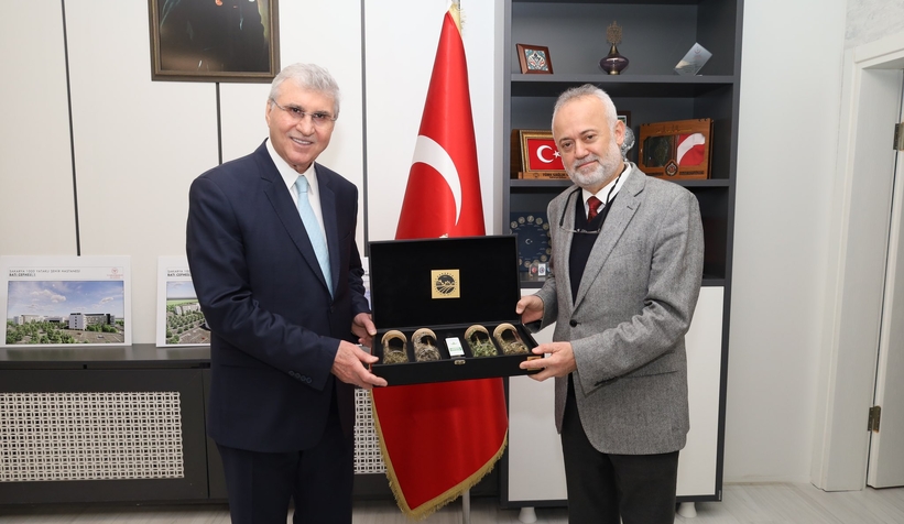 ekrem-yuce-veda-ziyaretlerine-basladingtqmkzhcl