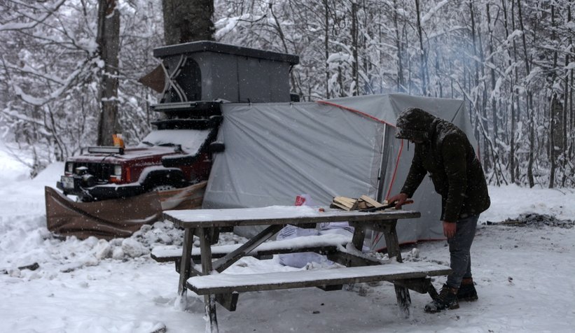 Eksi 14 derecede kamp keyfi yaptılar