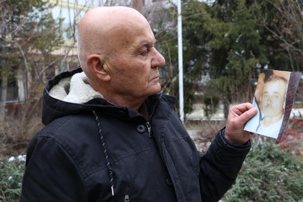 Emekli öğretmen, 31 yıldır babasını arıyor