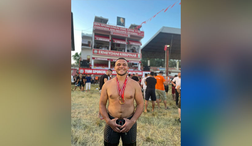 En genç başpehlivanın hedefi altın kemer