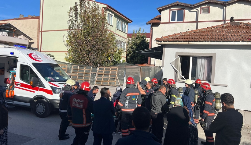 engelli-yasli-cift-yangindan-kurtarildi-mw9hwgtnk1