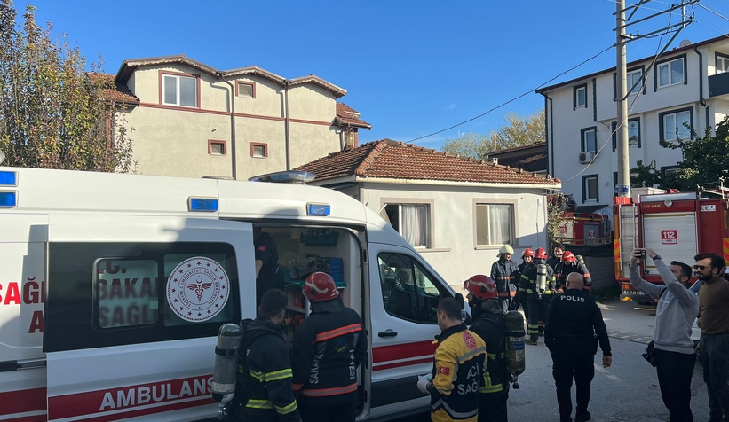 engelli-yasli-cift-yangindan-kurtarildi-mw9hwgtnk1