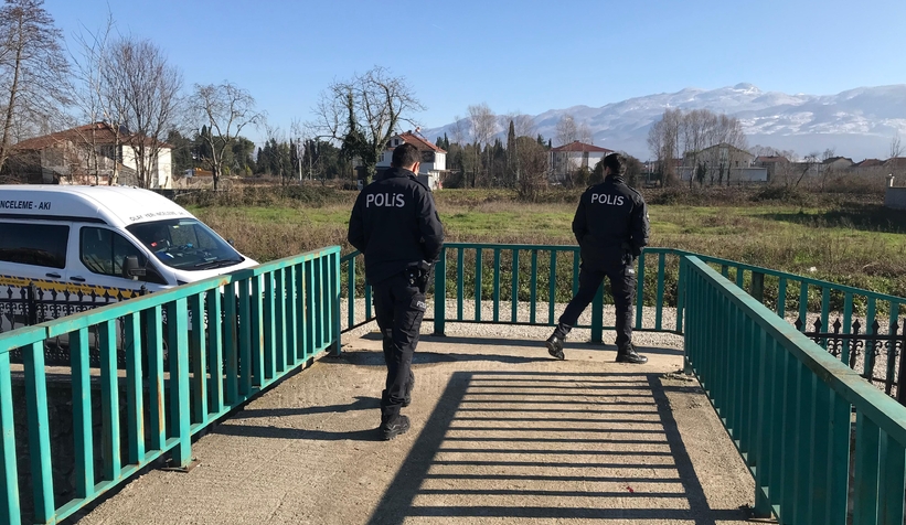 eniste-kayinco-kavgasi-kanli-bittirnrjqnrivk