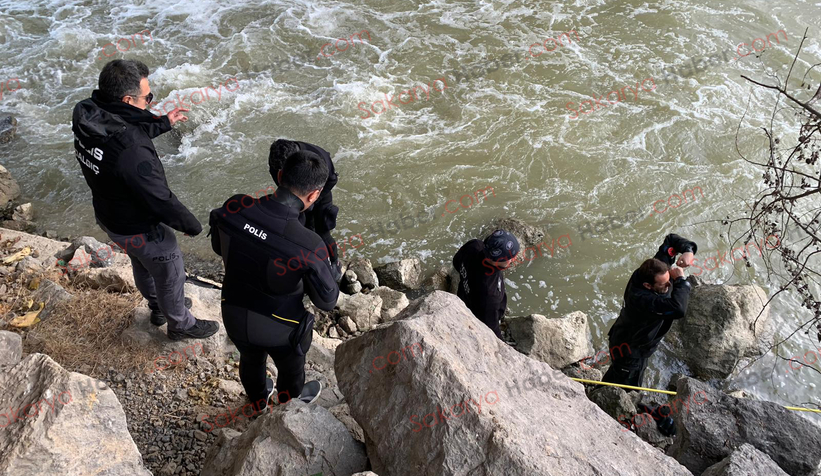 Erdal Sakız cinayetinde silah Sakarya Nehri’nde aranıyor