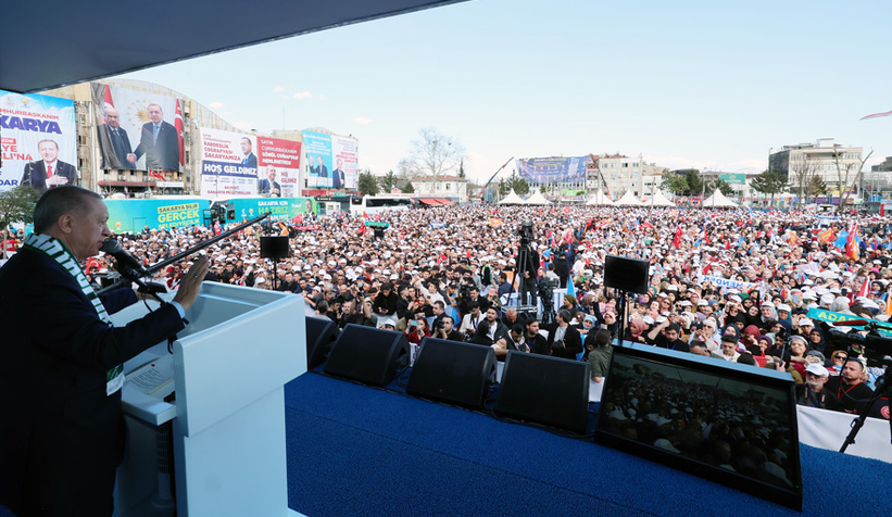 erdogan-in-sakarya-mitinginden-fotograflarnehnbwvou3