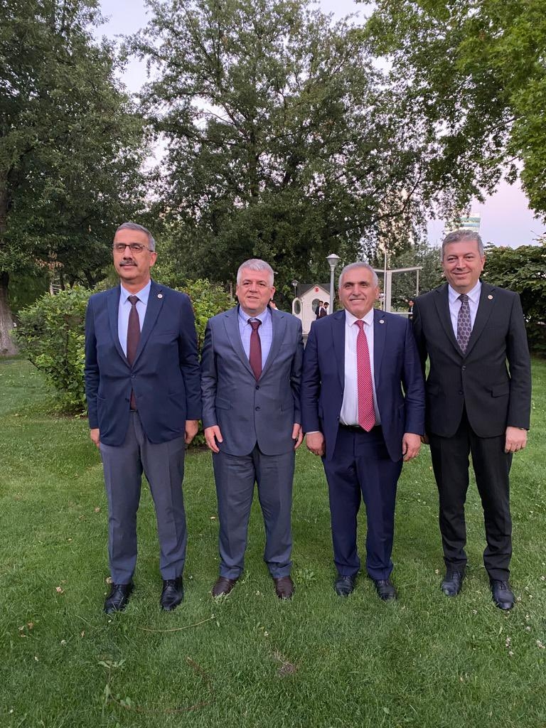 Erenler Belediye Başkanı Şengül'den Ankara'da ziyaretler