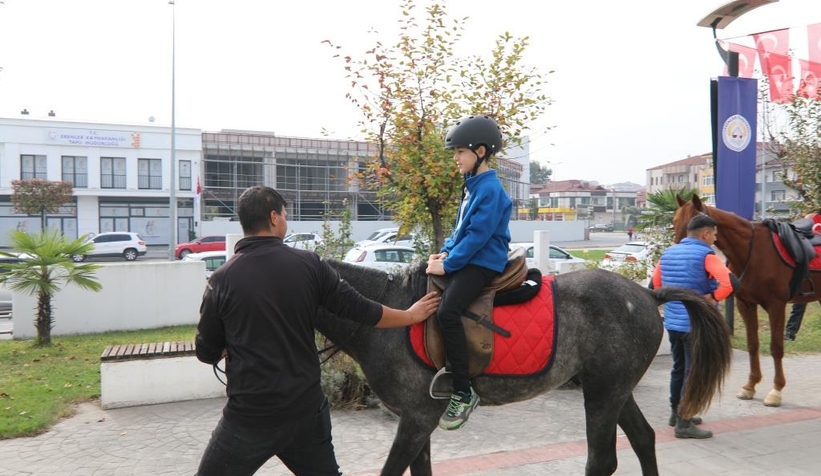 Erenler'de Cumhuriyet'in 100. yılı yarış ve etkinliklerle kutlandı