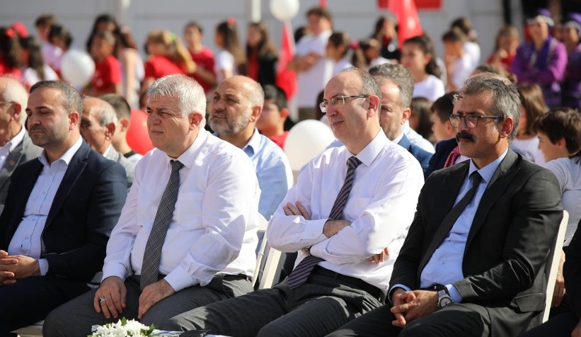 Erenler'de Cumhuriyet'in 100. yılı yarış ve etkinliklerle kutlandı