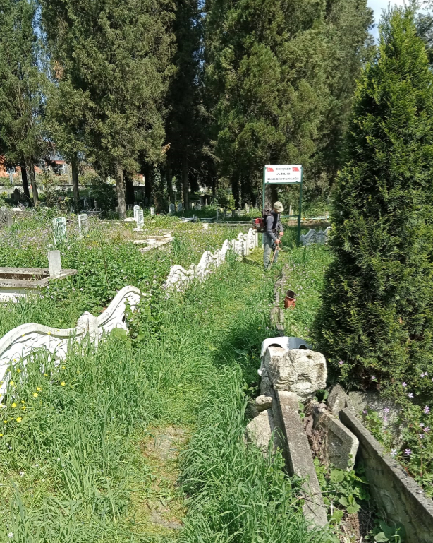 erenler-de-temizlik-var-ilce-bayrama-hazirlaniyordmr2rhfts2