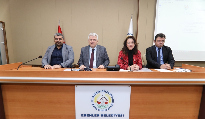 Erenler'de yılın son meclis toplantısı yapıldı