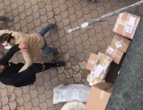 Erenlerde yumruklu ve küfürlü ‘park yeri’ kavgası