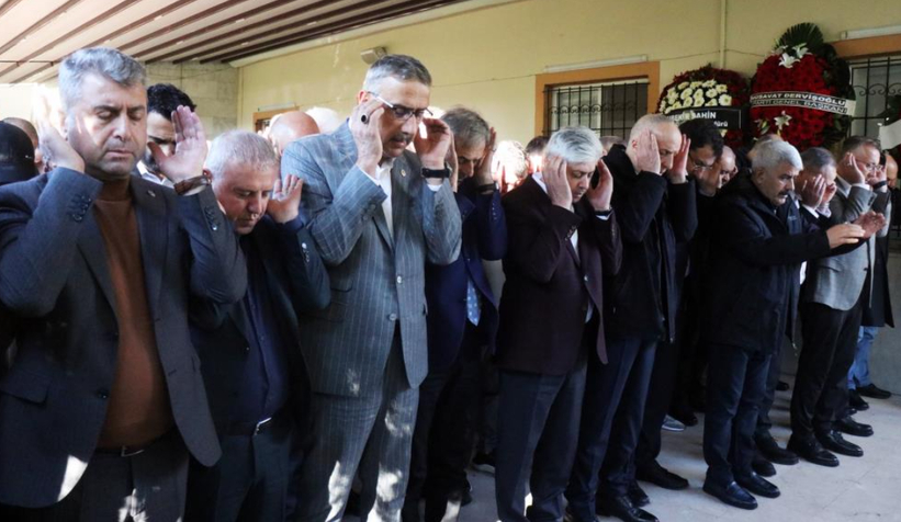 ergun-atalayin-kayinvalidesi-son-yolculuguna-ugurlandiynvwdmnonn