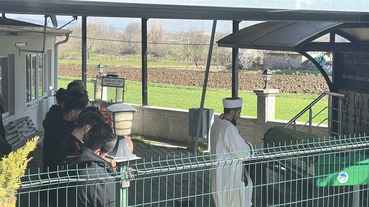 Eşinin öldürdüğü kadın toprağa verildi