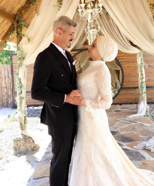 Eşinin öldürdüğü kadın toprağa verildi