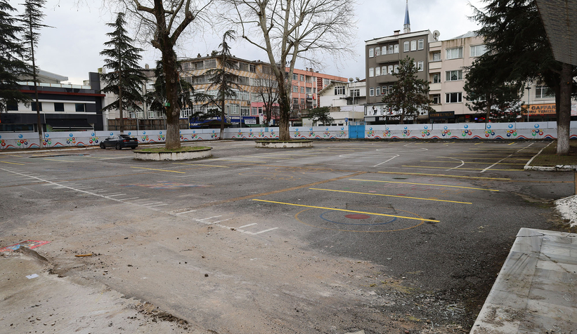 eski-ataturk-ilkokulunun-bahcesi-otopark-oldut1bjmitivu