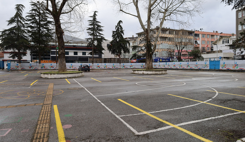 eski-ataturk-ilkokulunun-bahcesi-otopark-oldut1bjmitivu