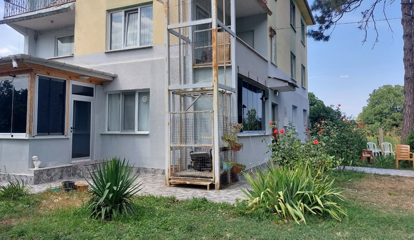 Eski belediye başkanı hayatını kaybetmişti; halatı kopan asansör görüntülendi