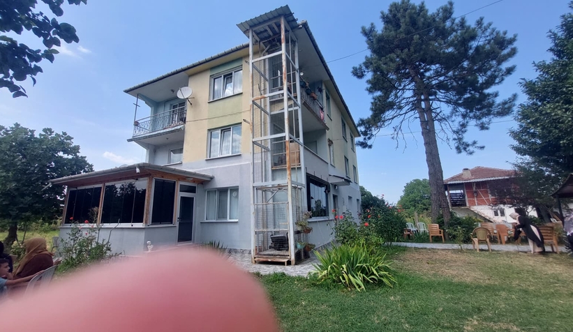 Eski belediye başkanı hayatını kaybetmişti; halatı kopan asansör görüntülendi