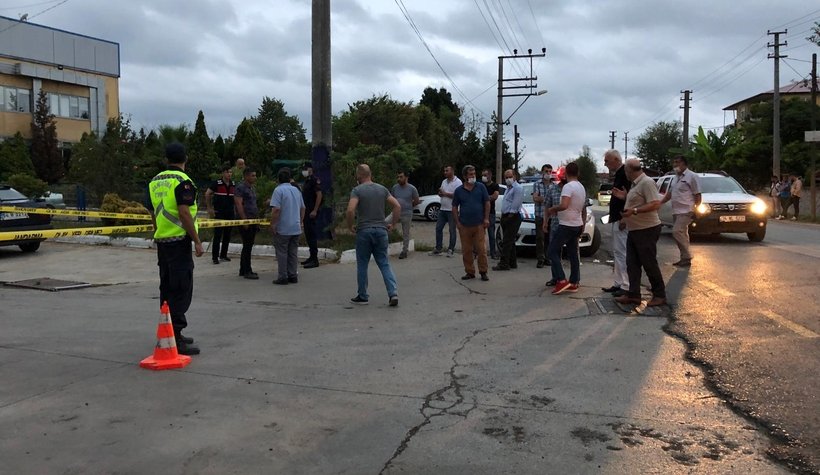 Eski eşini iş çıkışında vurdu