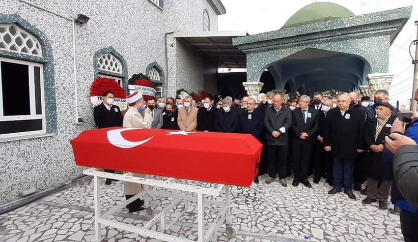 Eski İçişleri Bakanı Güneş toprağa verildi