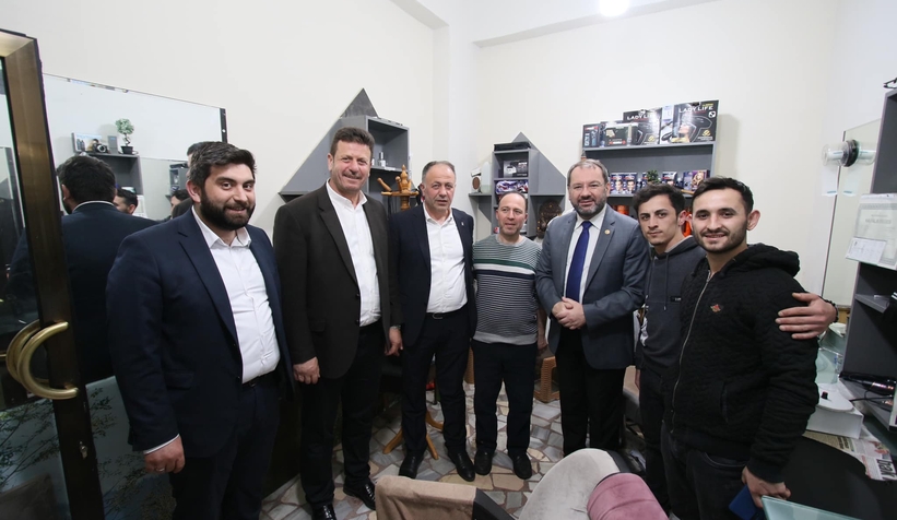 esnaf-ve-vatandaslarla-bir-araya-geldilerzm42vctvou